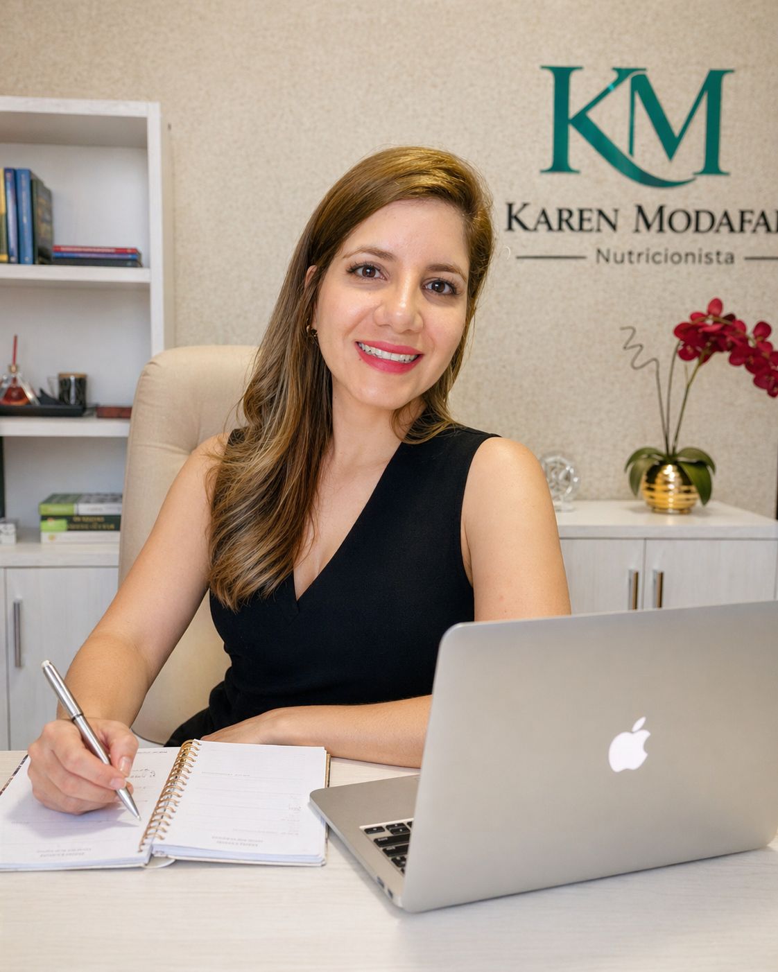 Karen Suelen — Nutricionista CRN 9170